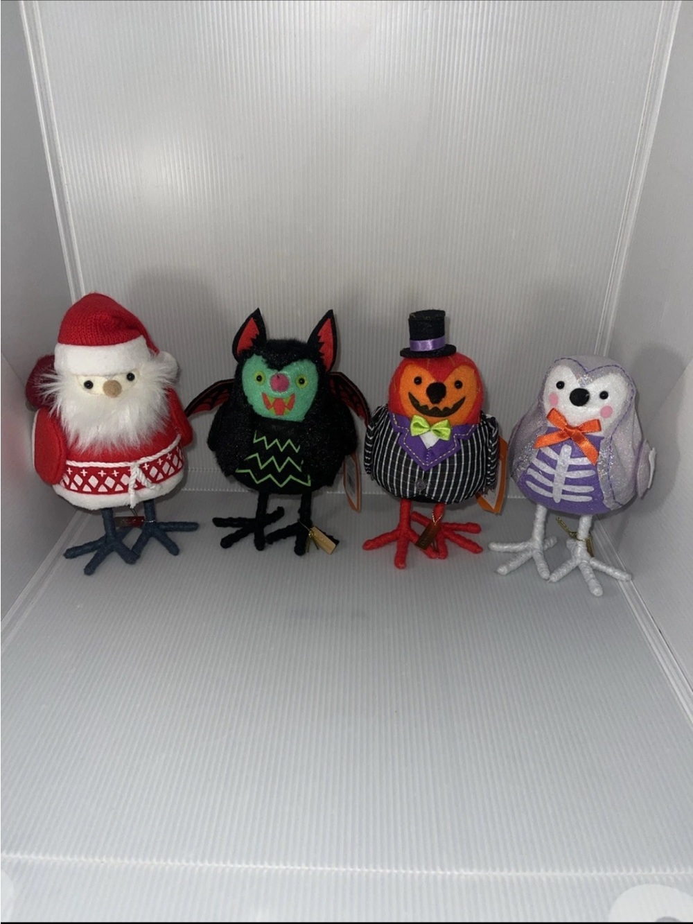 4 Target Featherly Friends Bird Figurines Halloween& Christmas - Picture 2 of 4